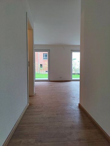 Exklusive 4-Zimmer-Wohnung mit Garten und Terrasse in Süd-Ost-Ausrichtung, Neubau-Erstbezug!!! - Photo 5