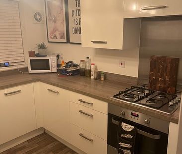 2 Bed Flat, Hengrove Way, BS4 - Photo 3