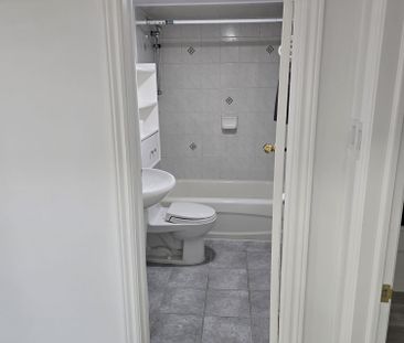 For Lease - 65 Park Crescent Unit# BSMT A, Richmond Hill, Ontario - Photo 2