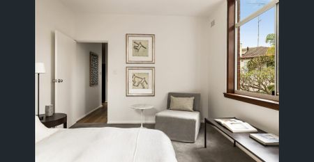 Spacious Private Apartment with Natural Light - Photo 4