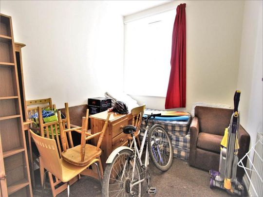 6 bedroom house to rent - Photo 1