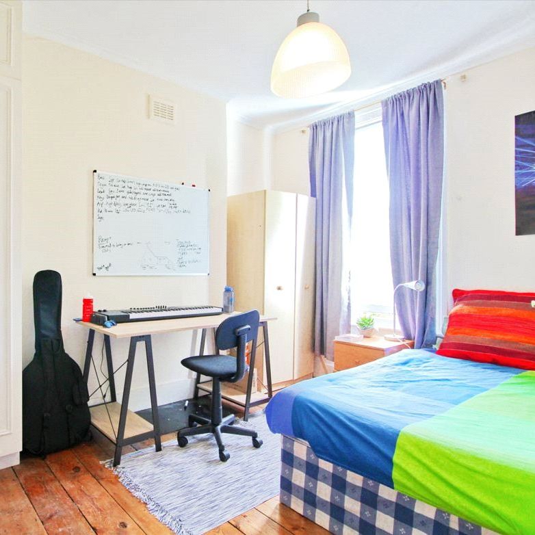 Stockwell Road, London, SW9 9TB - Photo 1