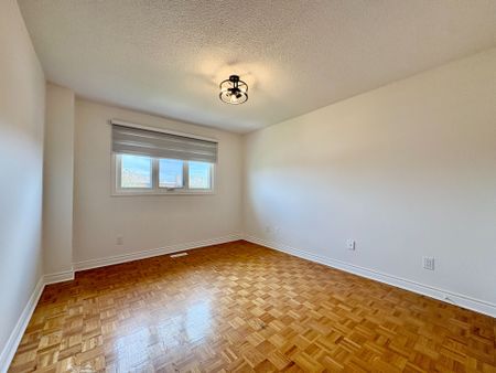 For Lease - 70 Amaretto Court, Vaughan, Ontario - Photo 5