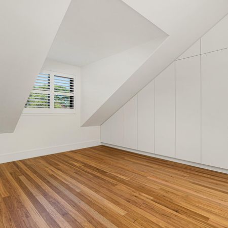 Brand New Designer Residence in the Heart of Newtown - Photo 2