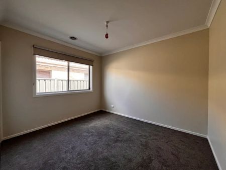 “Fresh carpet and new paint” - Photo 3