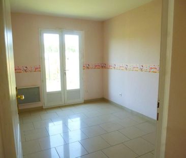 Location Appartement 3 pièces 65m² - Photo 2