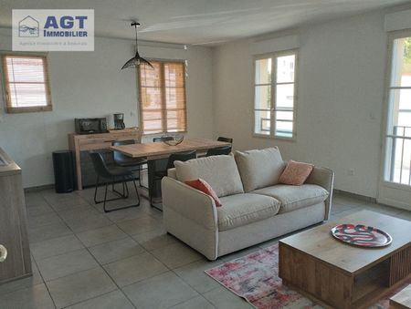 Location Appartement 2 pièces 48m² BEAUVAIS 60000 - Photo 3