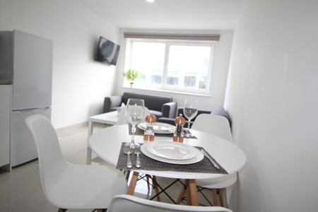 Flat 43, Samara Plaza, LS2 9DU, Leeds - Photo 3