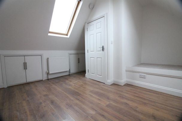 Heston Road, Hounslow - Photo 1