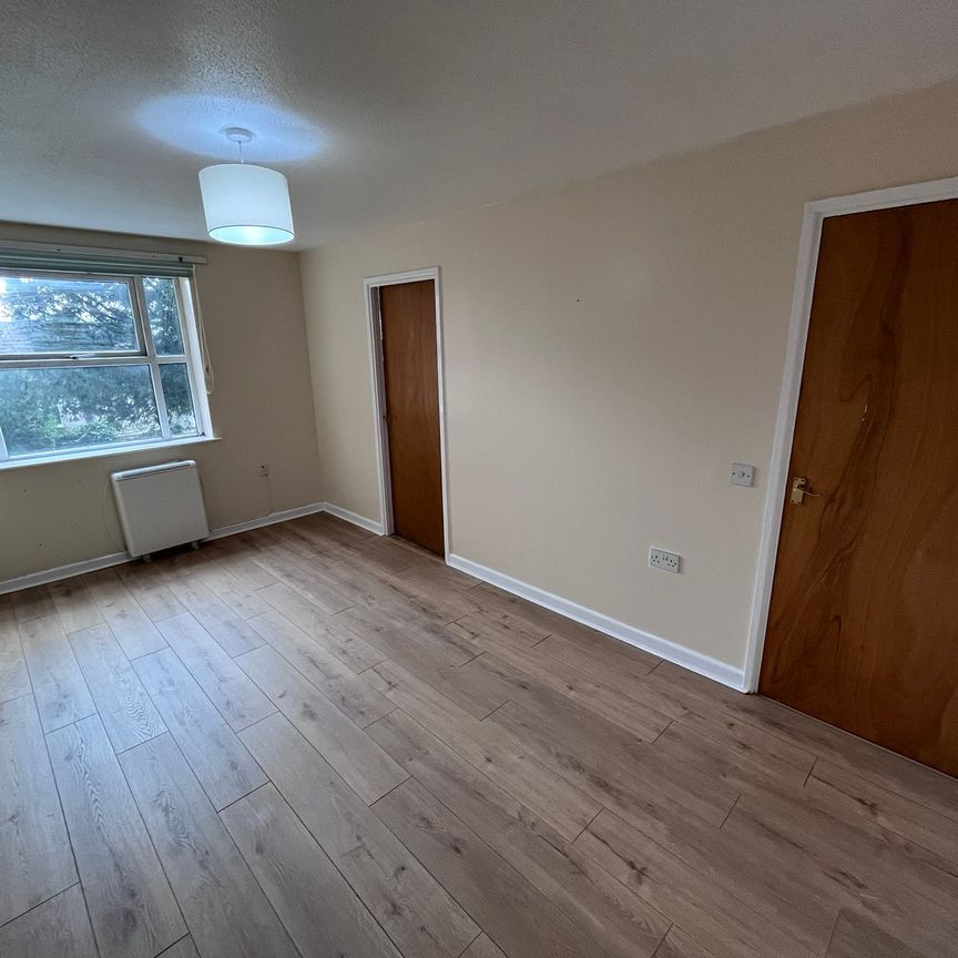 Dumbarton House, Brynymor Crescent, Swansea, SA1 4QX - Photo 1