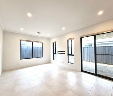 Modern Living in Forrestdale - 3 Bedrooms + Extra Room - Photo 1