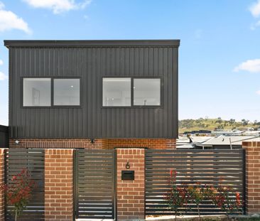 6 Pannell Street, Whitlam ACT 2611 - House For Rent | Domain - Photo 1
