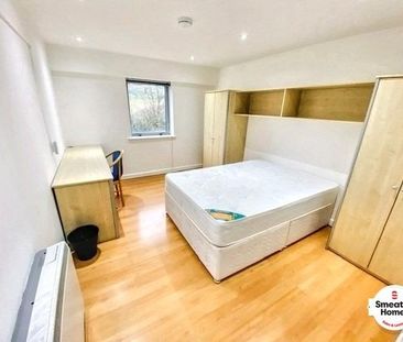 Studio to rent - Photo 6
