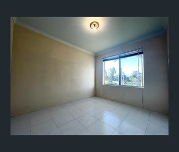 2/60 Canley Vale Road, Canley Vale, NSW 2166 - Photo 3