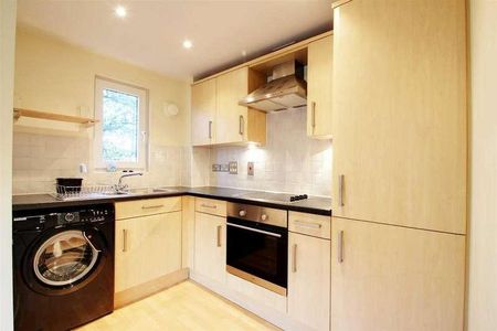 Malin Court, Hemel Hempstead, HP3 - Photo 3