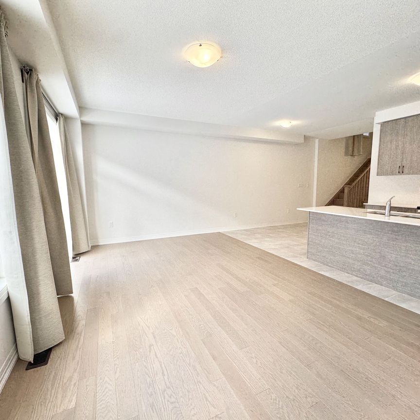 For Lease - 2978 Seagrass Street, Pickering, Ontario - Photo 1