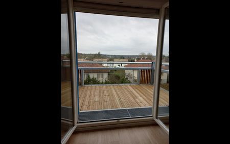 Location Appartement 4 pièces 62 m² La Châtre - Photo 5