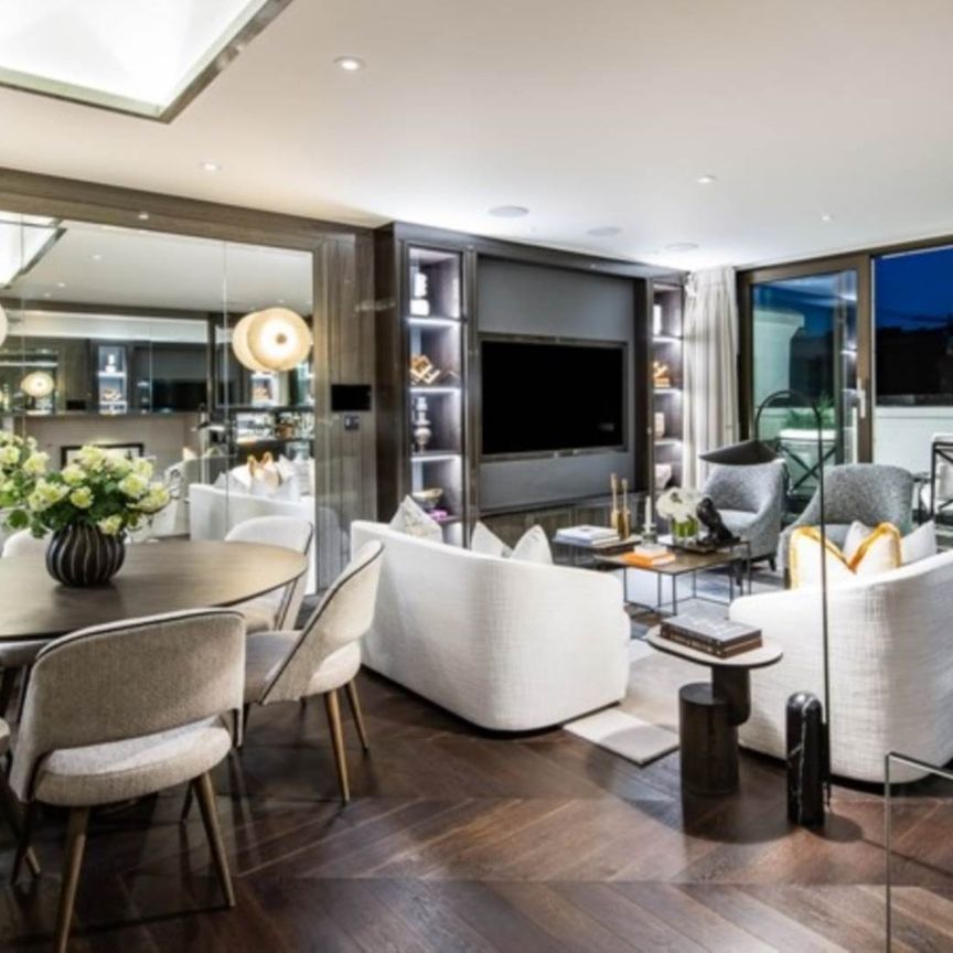 Price £4,150 pw - Available Now - Furnished / Unfurnished - Photo 1