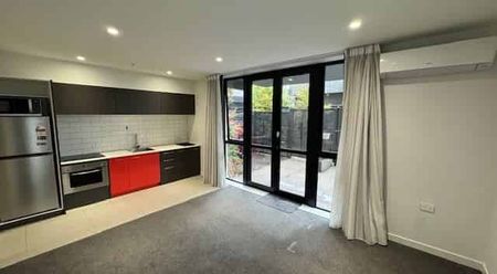 Enviable Latimer Square Central City Living! - Photo 2