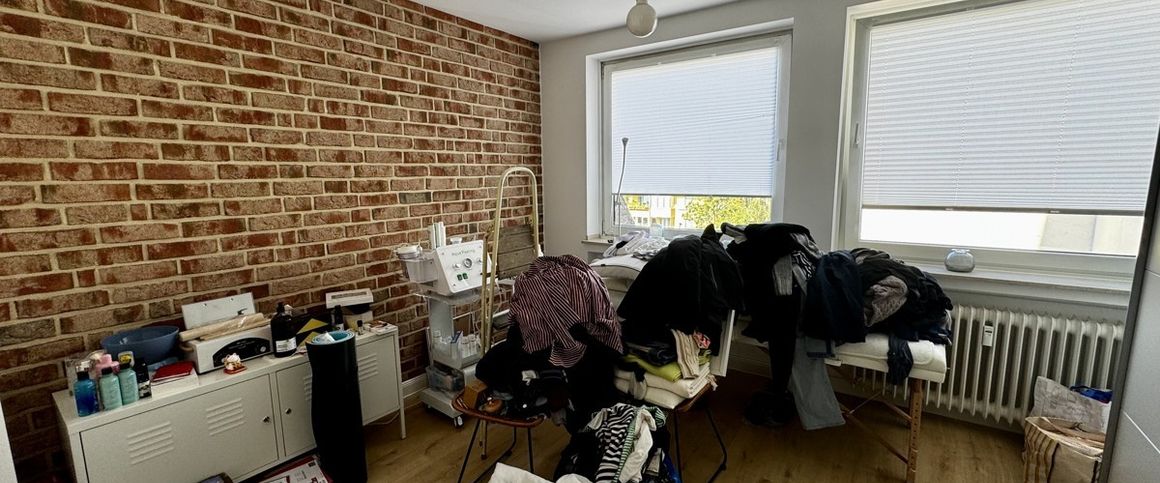 RIDA Residential! Top Lage in Köln/Mülheim – Gepflegte Wohnung mit Einbauküche und Aufzug - Photo 1