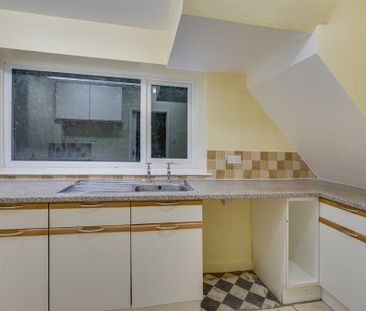 2 bedroom end of terrace house to rent - Photo 1