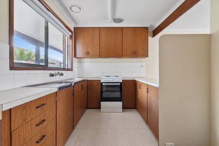 Neat & Tidy 2-Bed Unit - Photo 4