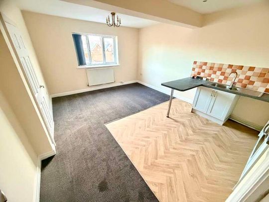 Holly House Fletcher Street Little Lever Bolton, BL3 - Photo 1