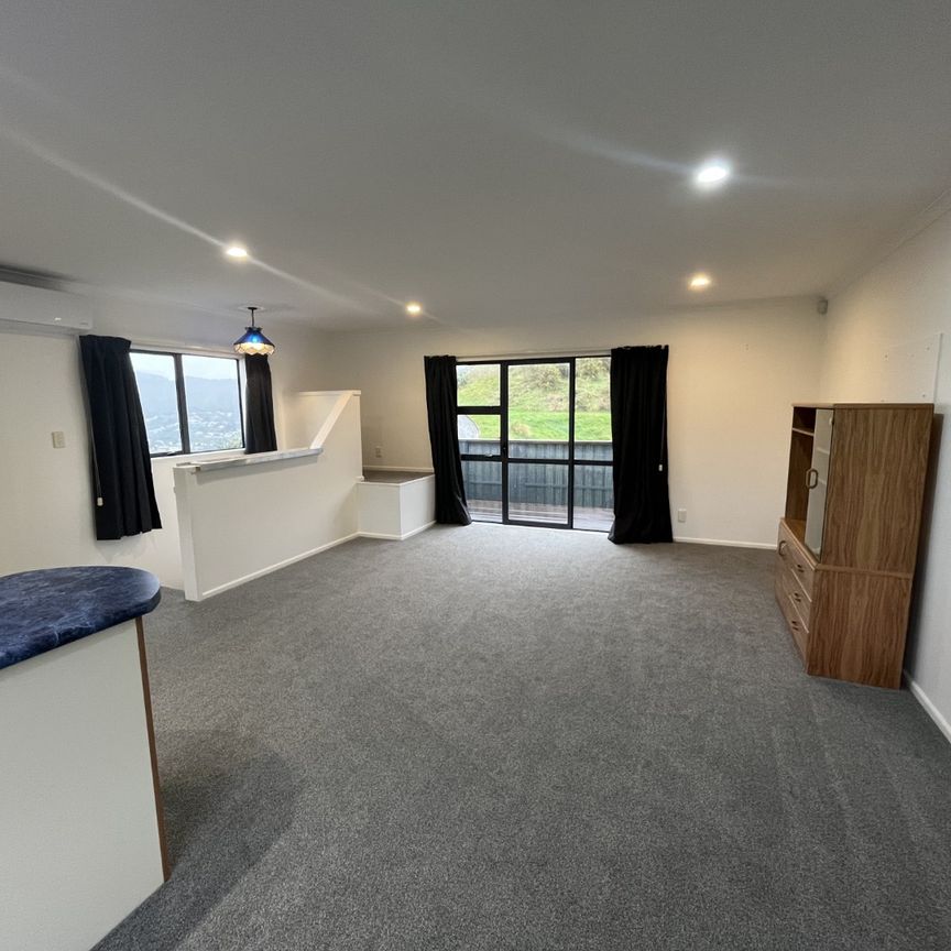 19A Kilkelly Close, Tawa - Photo 1