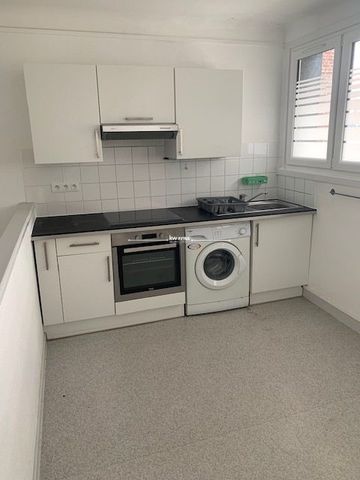 Location Appartement 3 pièces 62m² LILLE 59000 - Photo 3