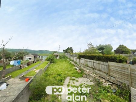 3 bedroom property to rent - Photo 2