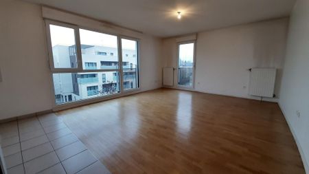 location Appartement F2 DE 48.2m² À CHEVILLY LARUE - Photo 2