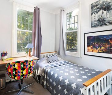 Beautiful terrace home - Photo 2