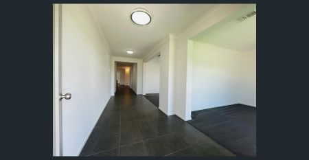 Eco-Friendly Home in Prime Tarneit Location!! - Photo 5