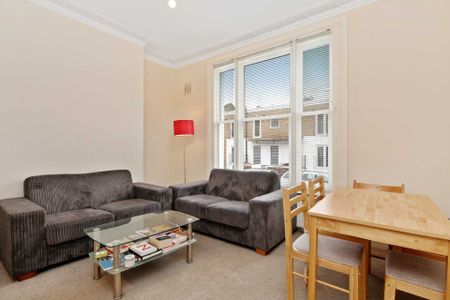 Price £692 pw - Available 11/07/2025 - Furnished - Photo 5