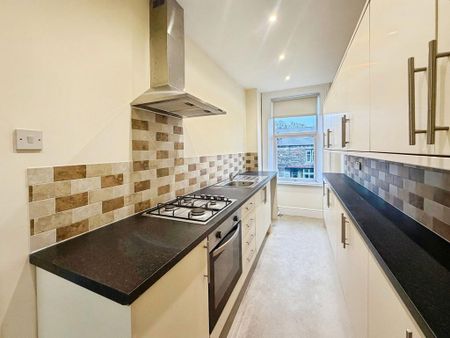 1 bedroom flat to rent - Photo 4