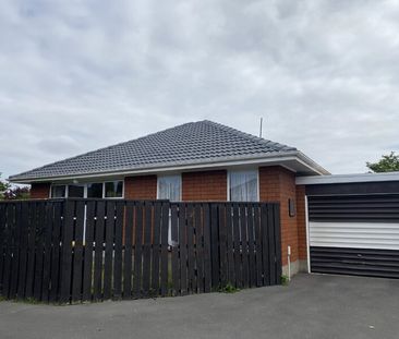 Lovely 2 Bedroom Home in Papanui! - Photo 4