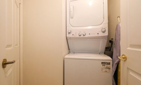 For Lease - 18 Lee Centre Drive Unit# PH305- RoomB, Toronto, Ontario - Photo 5