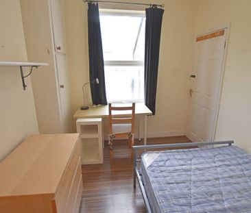 3 Bedroom Semi-Detached House - Photo 6