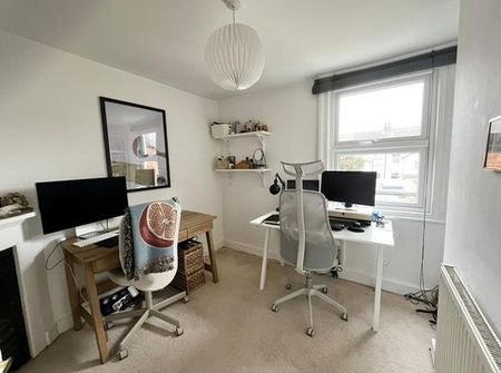 2 bedroom terraced house to rent - Photo 3