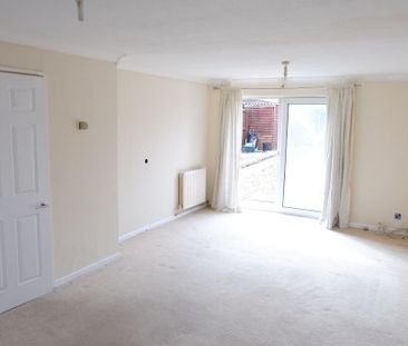 3 bedroom terraced house to rent - Photo 6