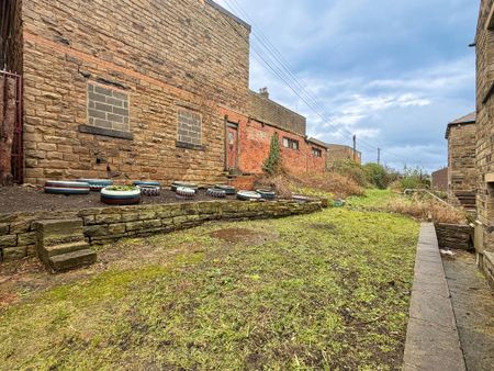 3 bedroom terraced house to rent - Photo 3