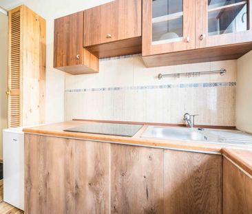 Przestrzeń na Jeżycach — kawalerka do pracy 32.6 m² - Photo 3
