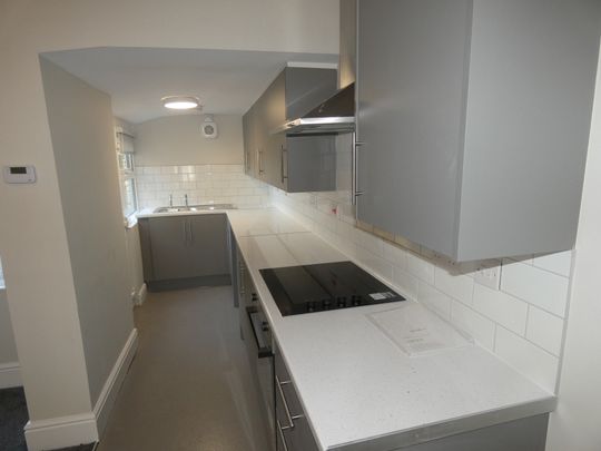 Southbank Avenue - Photo 1