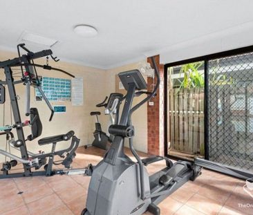 Spacious 3 bedroom house in great location - Photo 5