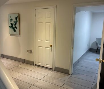 For Lease - 1470 Fisher Avenue, Burlington, Ontario - Photo 2