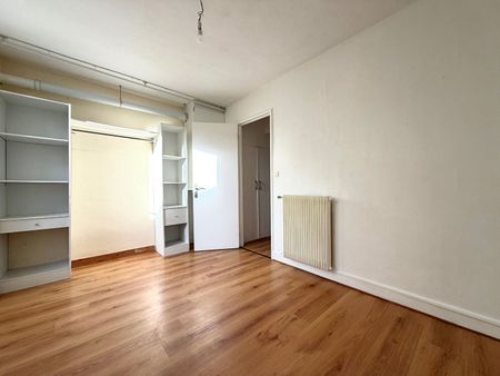 Location Appartement 4 pièces 68m² BREST 29200 - Photo 3