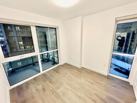 For Lease - 75 Oneida Crescent Unit# 703, Richmond Hill, Ontario - Photo 4