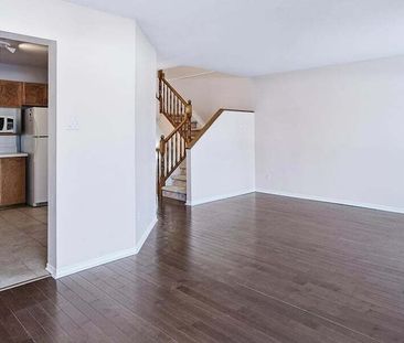 6075 Pineglade Crescent - Photo 2