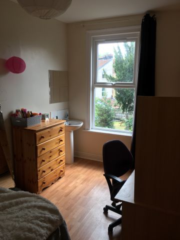 Student Properties to Let - Photo 4