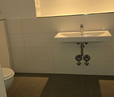 großzügige moderne 2 Zimmerwohnung in kleinem Wohnhaus in Köpenick - Photo 4